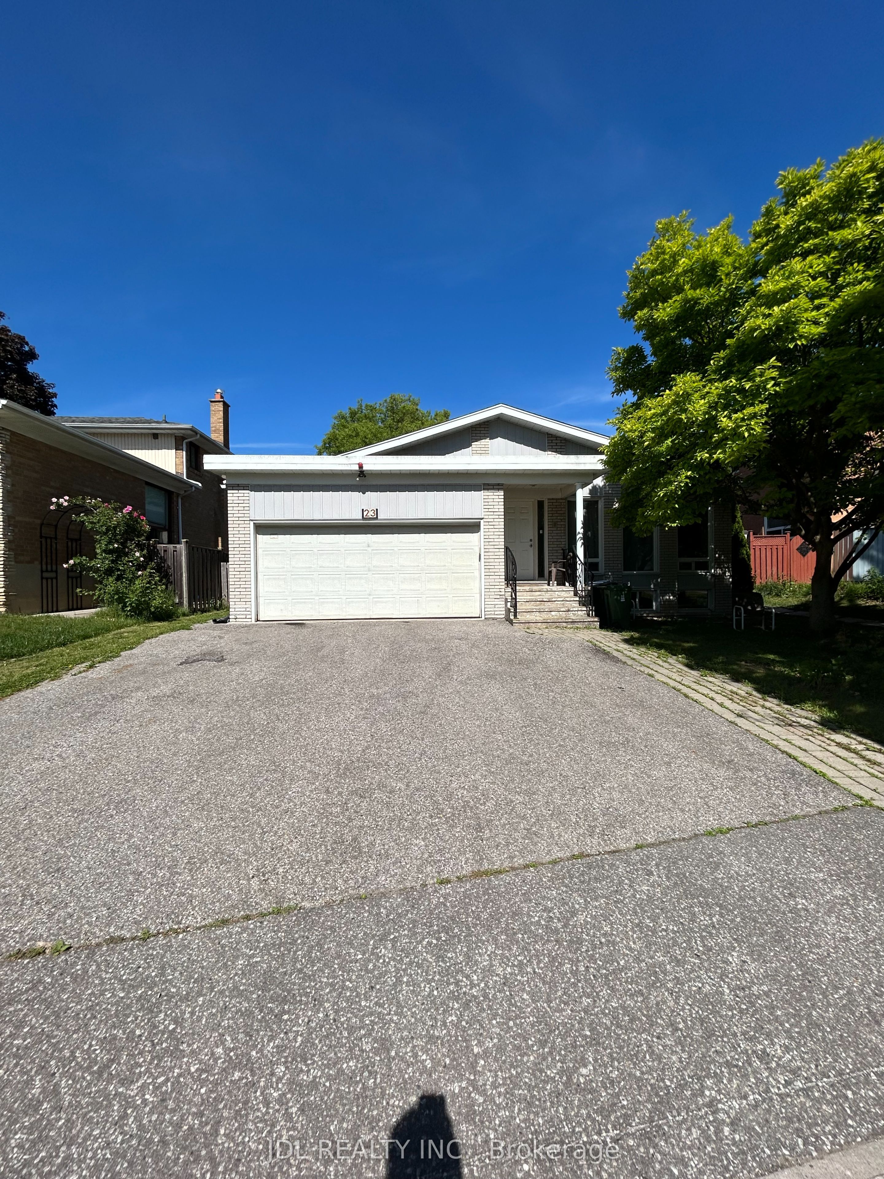 23 Pineway BLVD Boulevard Unit A bsmt, Toronto, ON M2H 1A3 photo 2