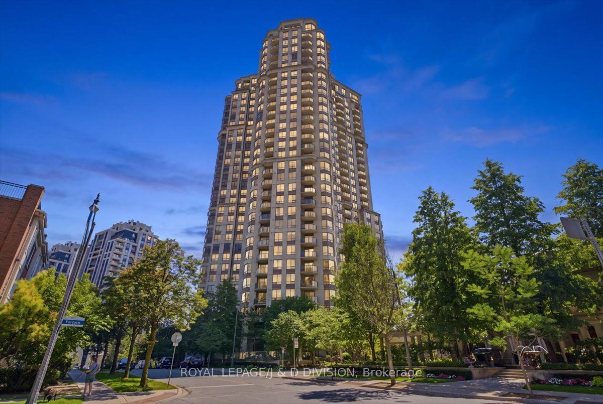 80 Harrison Garden Boulevard 828, Toronto, ON M2N 7E3 photo 2