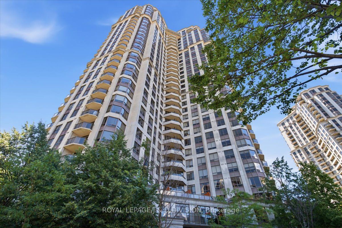 80 Harrison Garden Boulevard 828, Toronto, ON M2N 7E3 photo 3