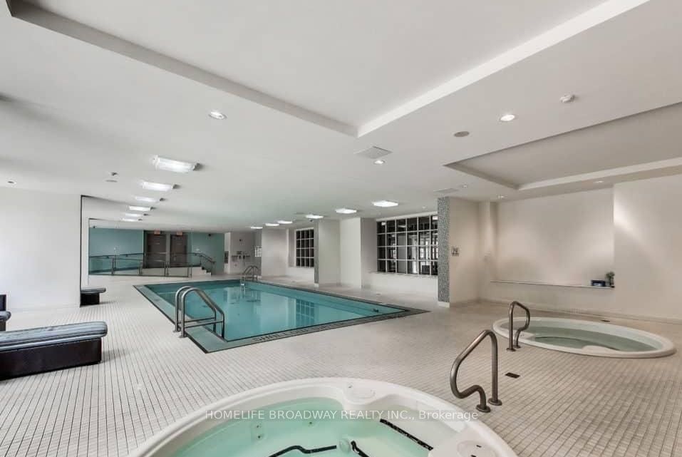75 East Liberty Street 414, Toronto, ON M6K 3R3 photo 3