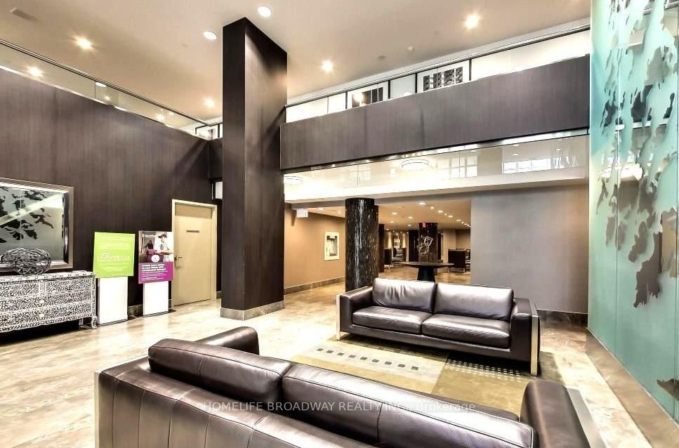 75 East Liberty Street 414, Toronto, ON M6K 3R3 photo 4