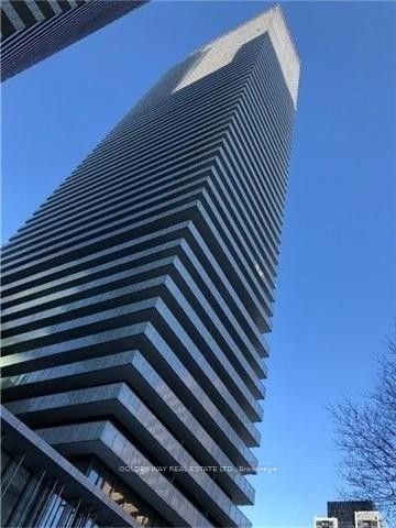 50 Charles Street E 2402, Toronto, ON M4Y 1T1 photo 3