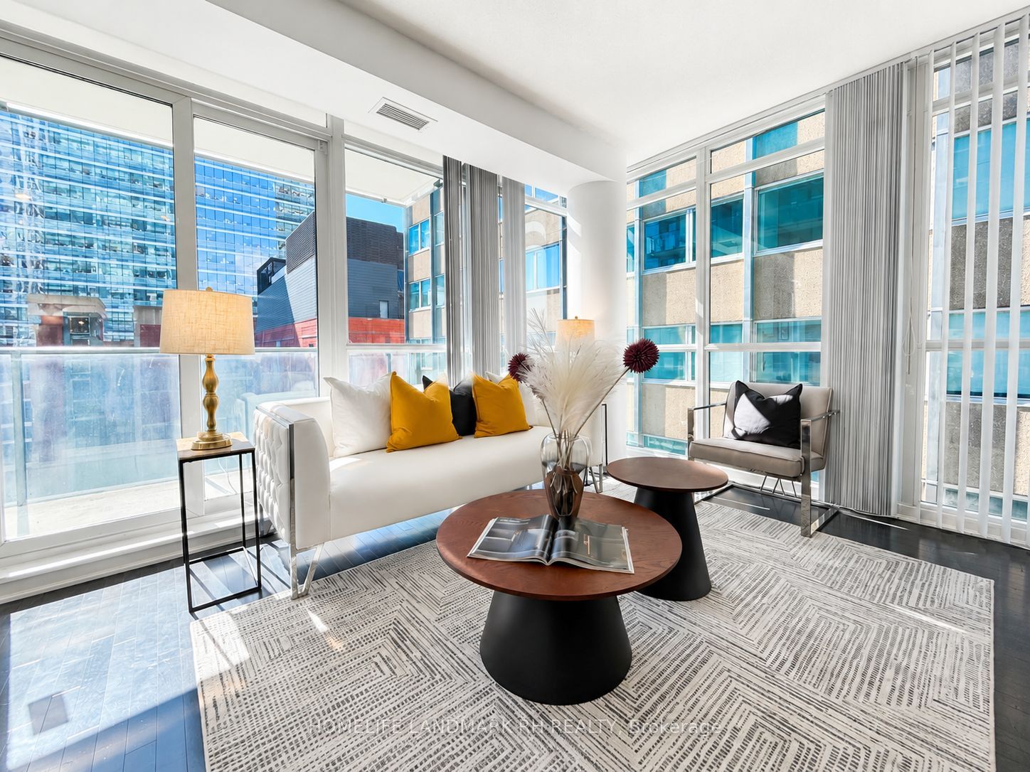 770 BAY Street 601, Toronto, ON M5G 0A6 photo 4