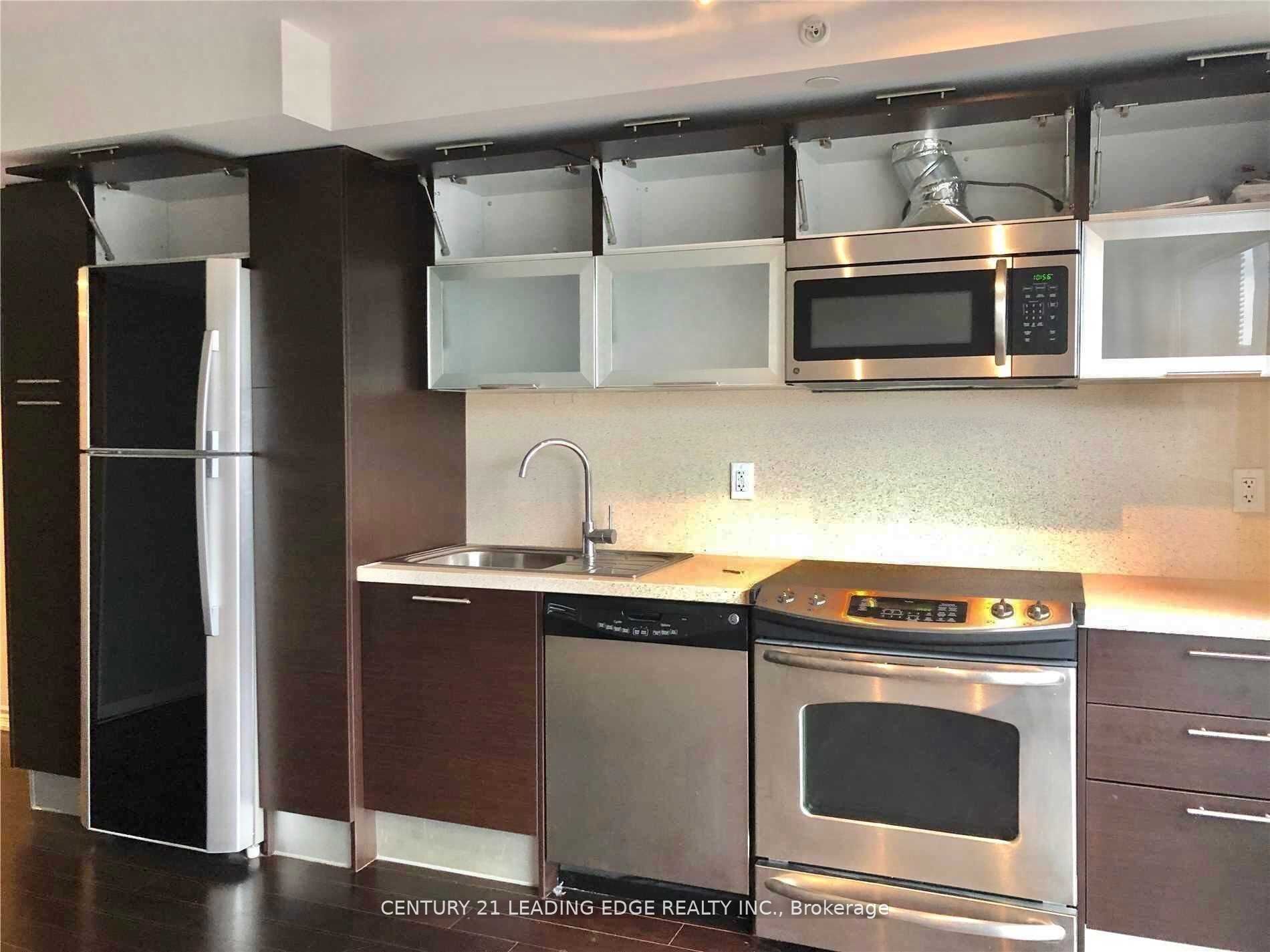 386 YONGE Street 706, Toronto, ON M5B 0A5 photo 5