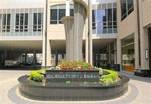 761 Bay Street 4403, Toronto, ON M5G 2R2 photo 2