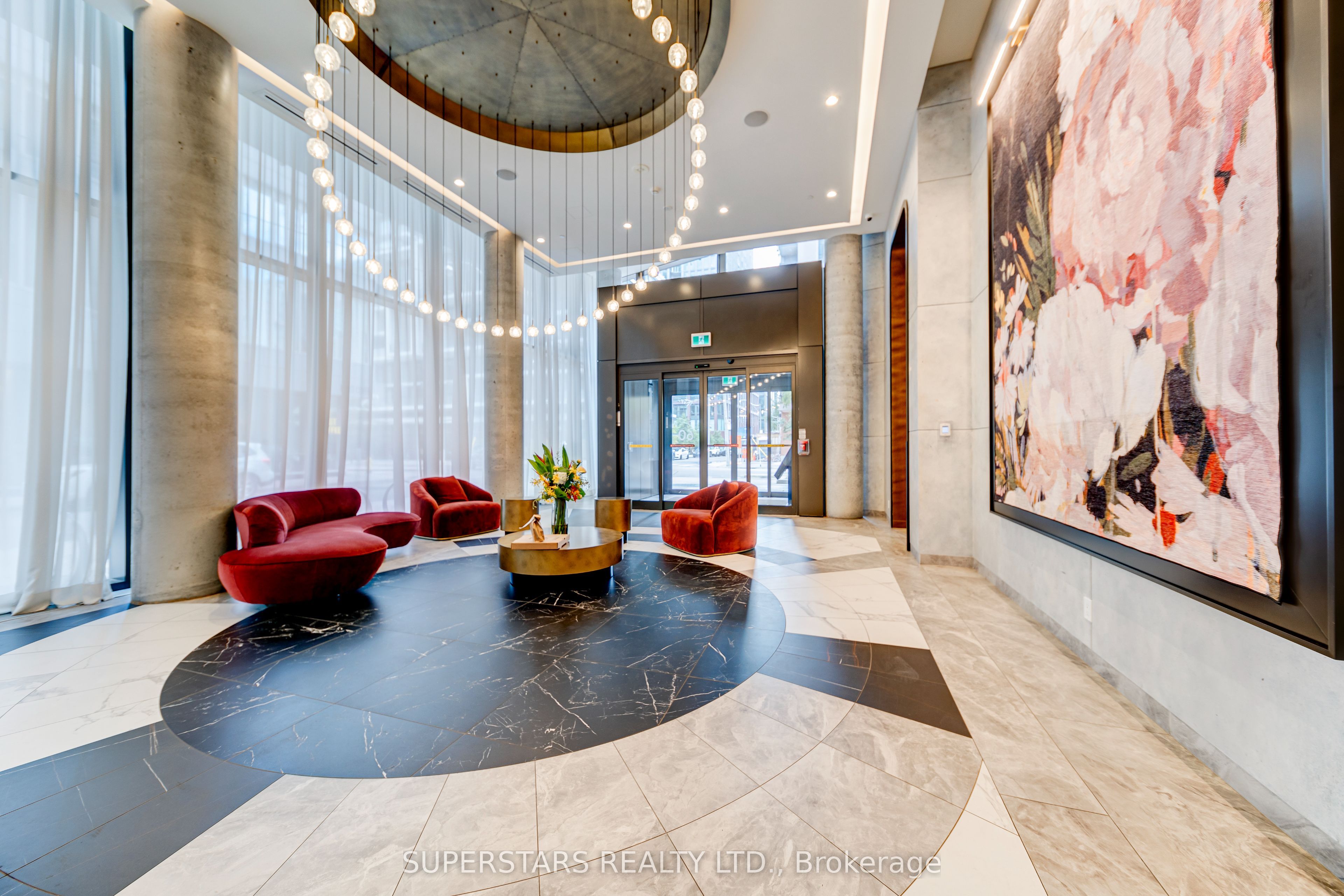 60 Shuter Street 2010, Toronto, ON M5B 0B7 photo 2