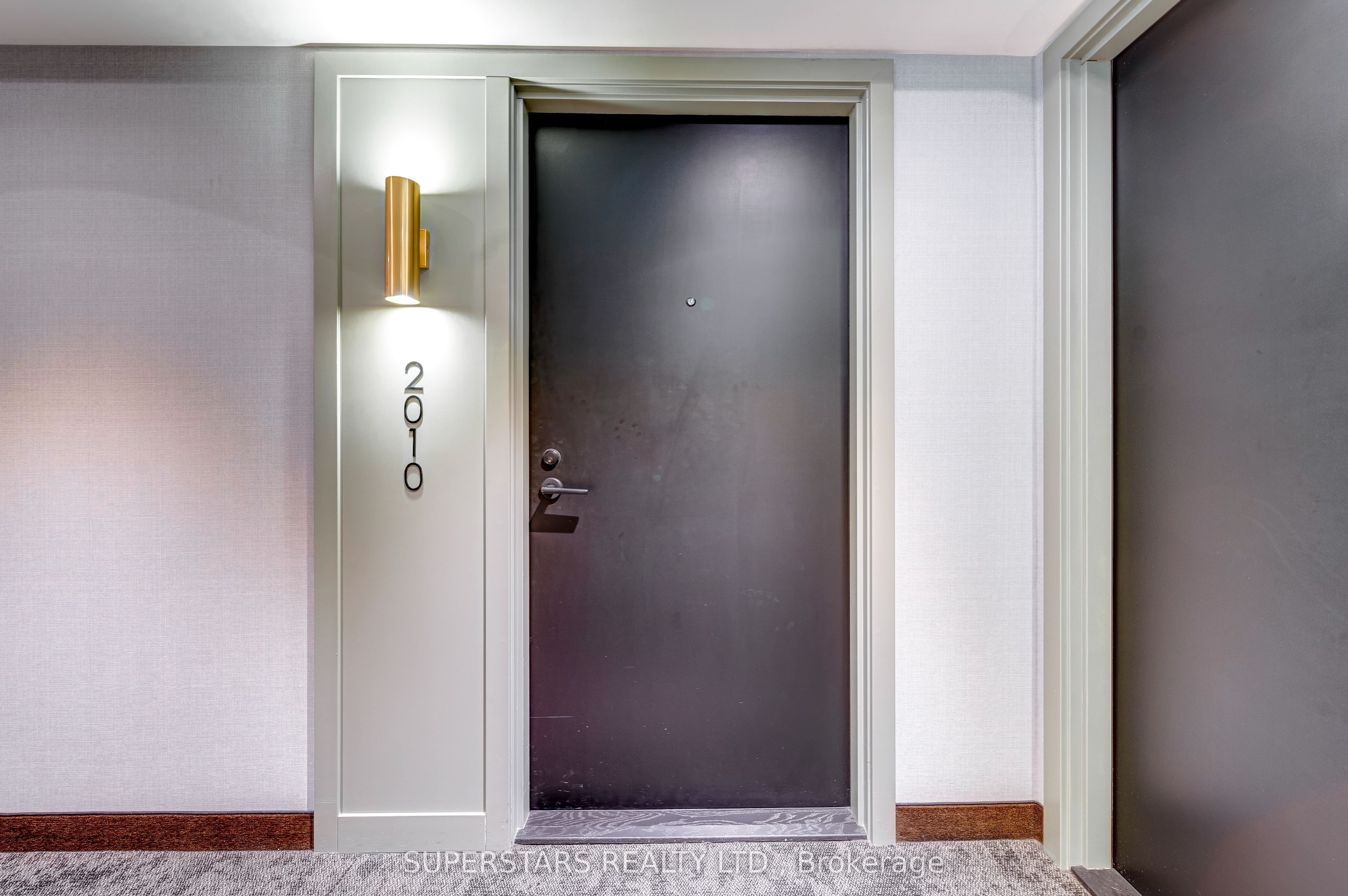 60 Shuter Street 2010, Toronto, ON M5B 0B7 photo 4