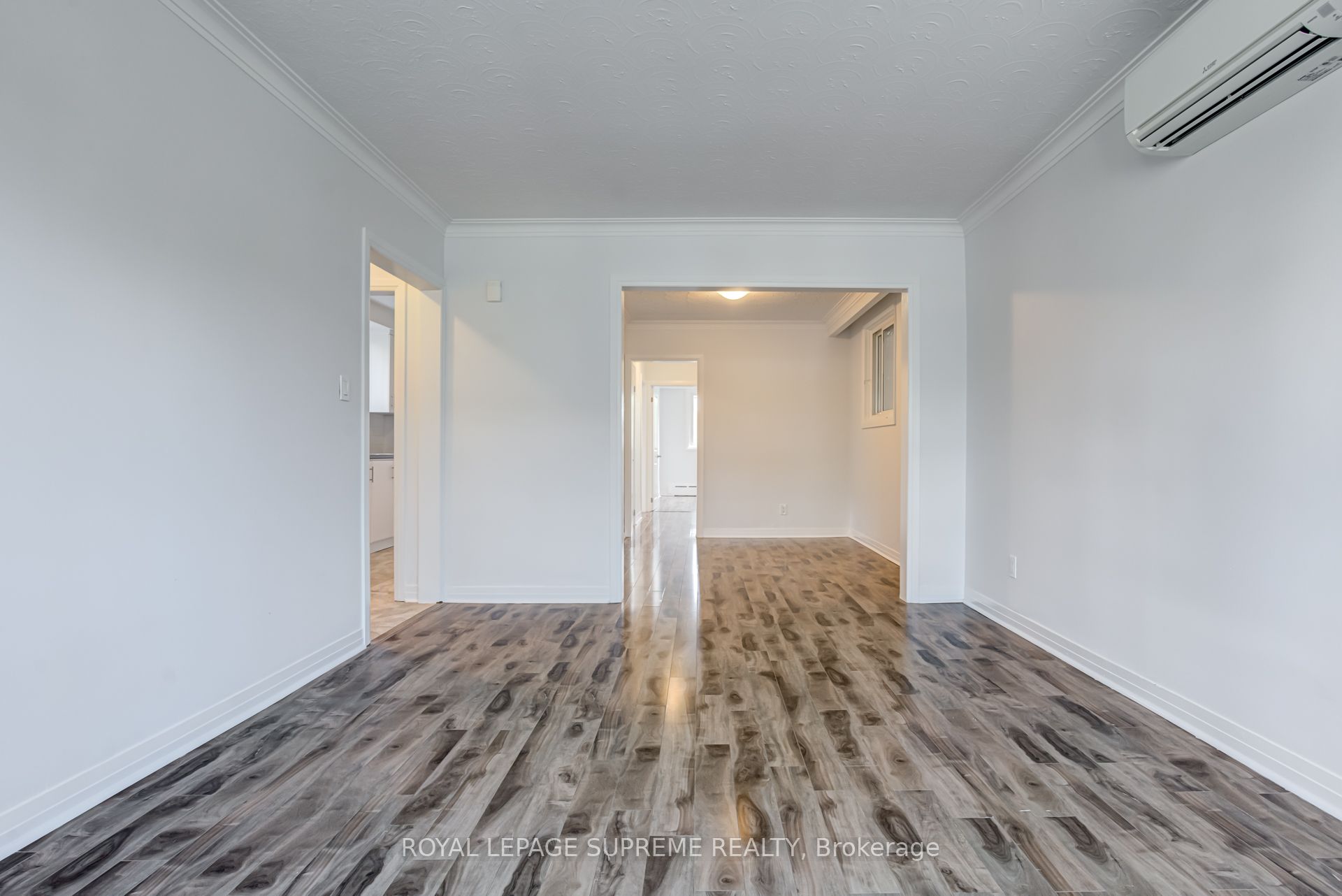 79 Lanark Avenue 1, Toronto, ON M6E 2G3 photo 4
