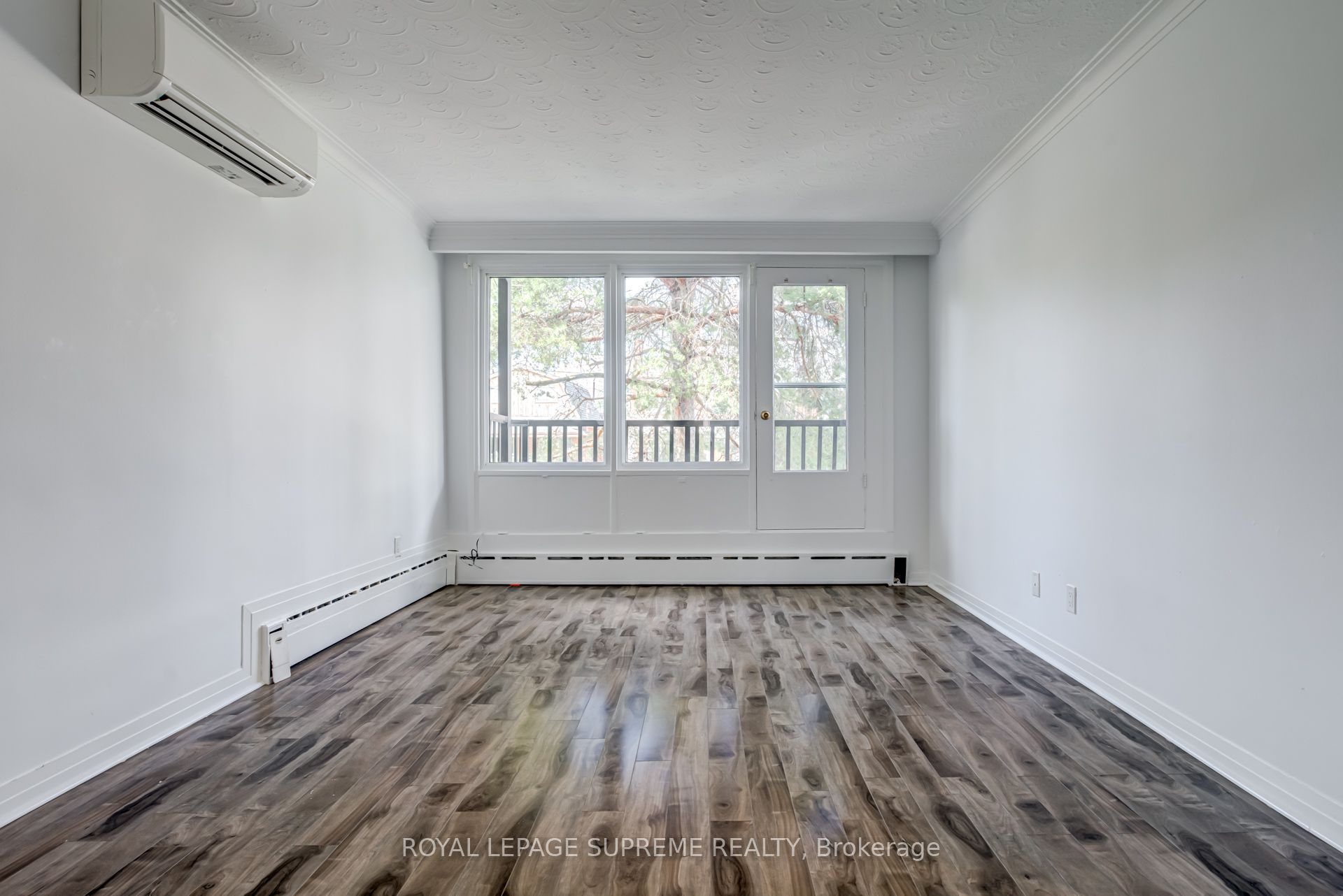 79 Lanark Avenue 1, Toronto, ON M6E 2G3 photo 5