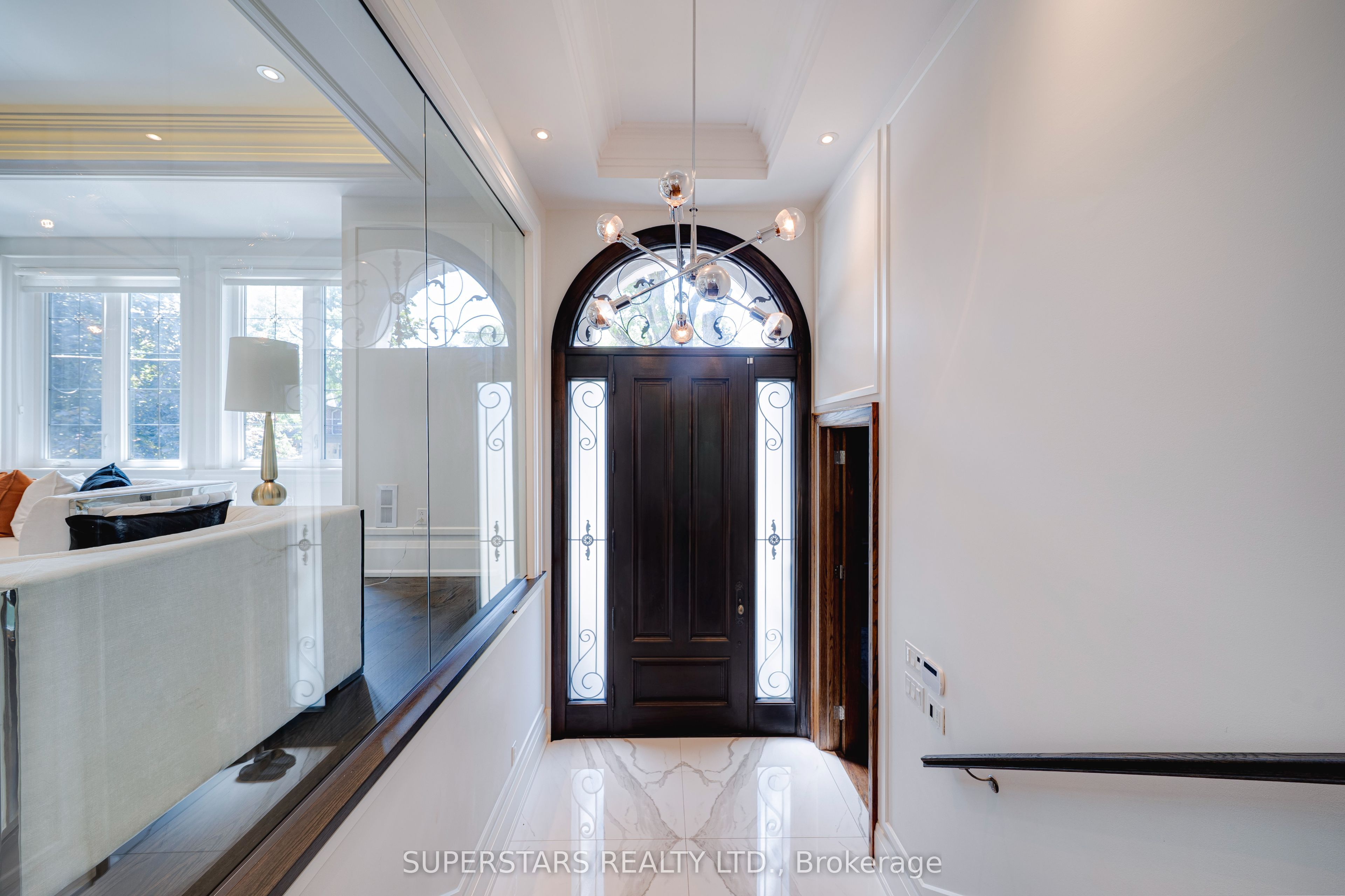 76 Bevdale Road, Toronto, ON M2R 1L7 photo 2