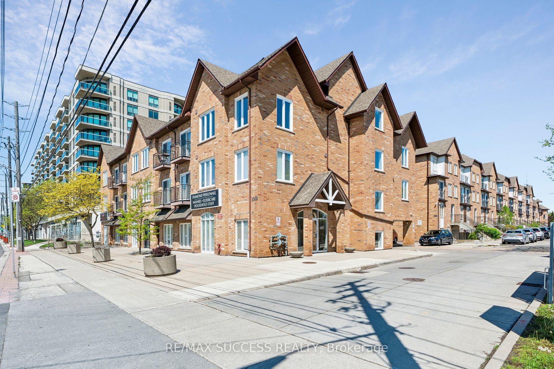 1000 Sheppard Avenue W 301, Toronto, ON M3H 2T6 photo 2