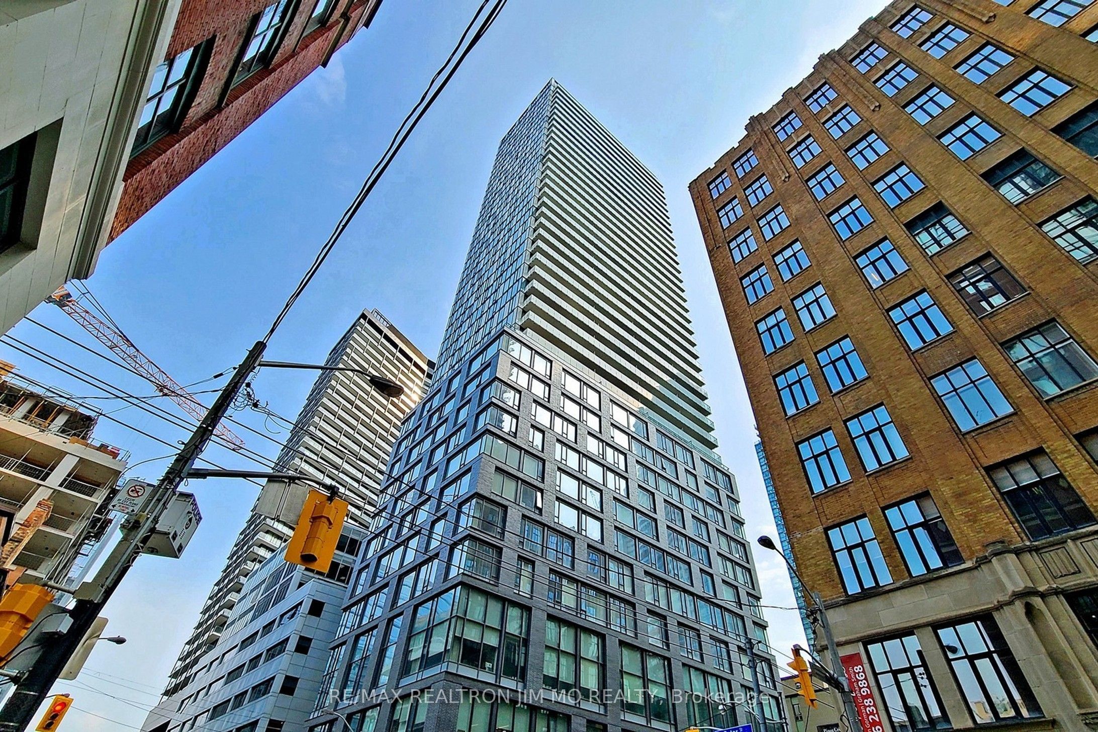 101 Peter Street 3512, Toronto, ON M5V 2G9 photo 2