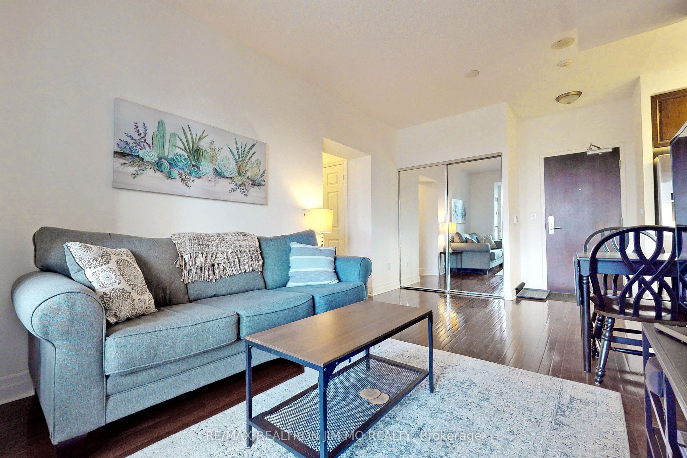 35 Balmuto Street 1602, Toronto, ON M4Y 0A3 photo 4