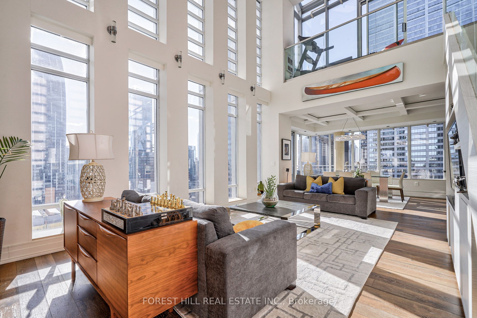 8 Colborne Street Ph2701, Toronto, ON M5E 1A1 photo 2