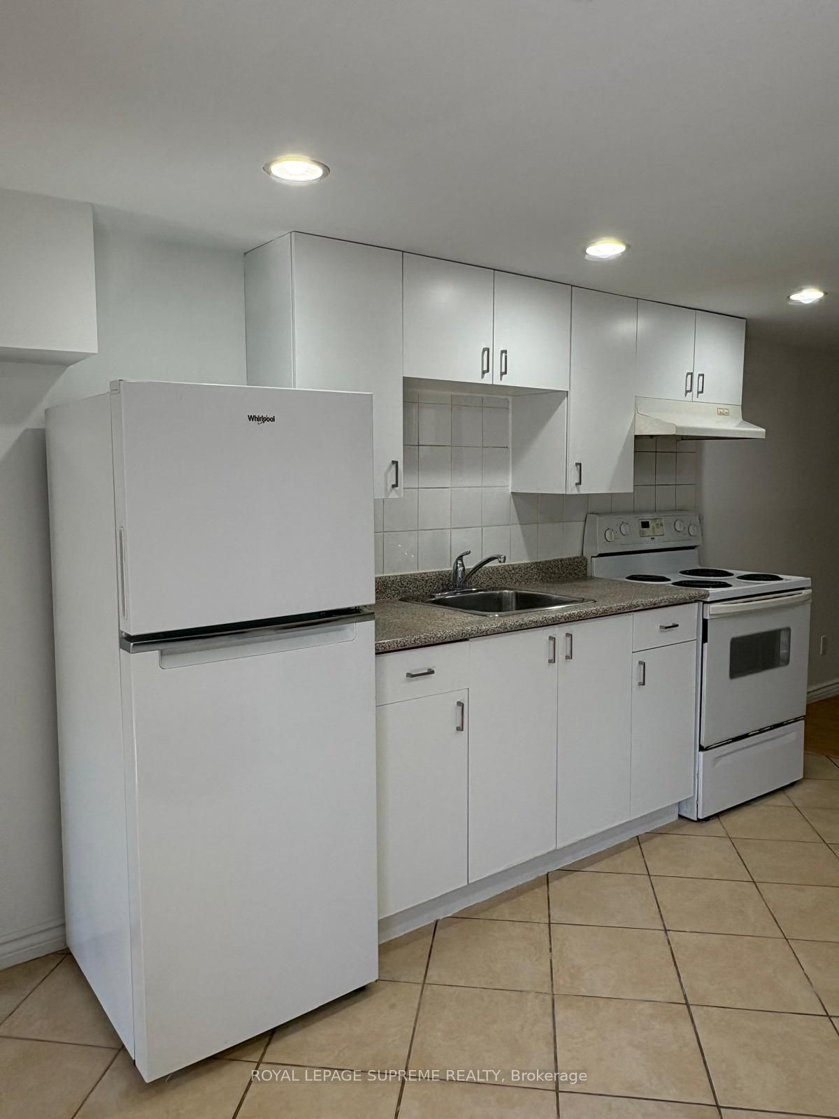1109 Davenport Road One, Toronto, ON M6G 2C3 photo 4