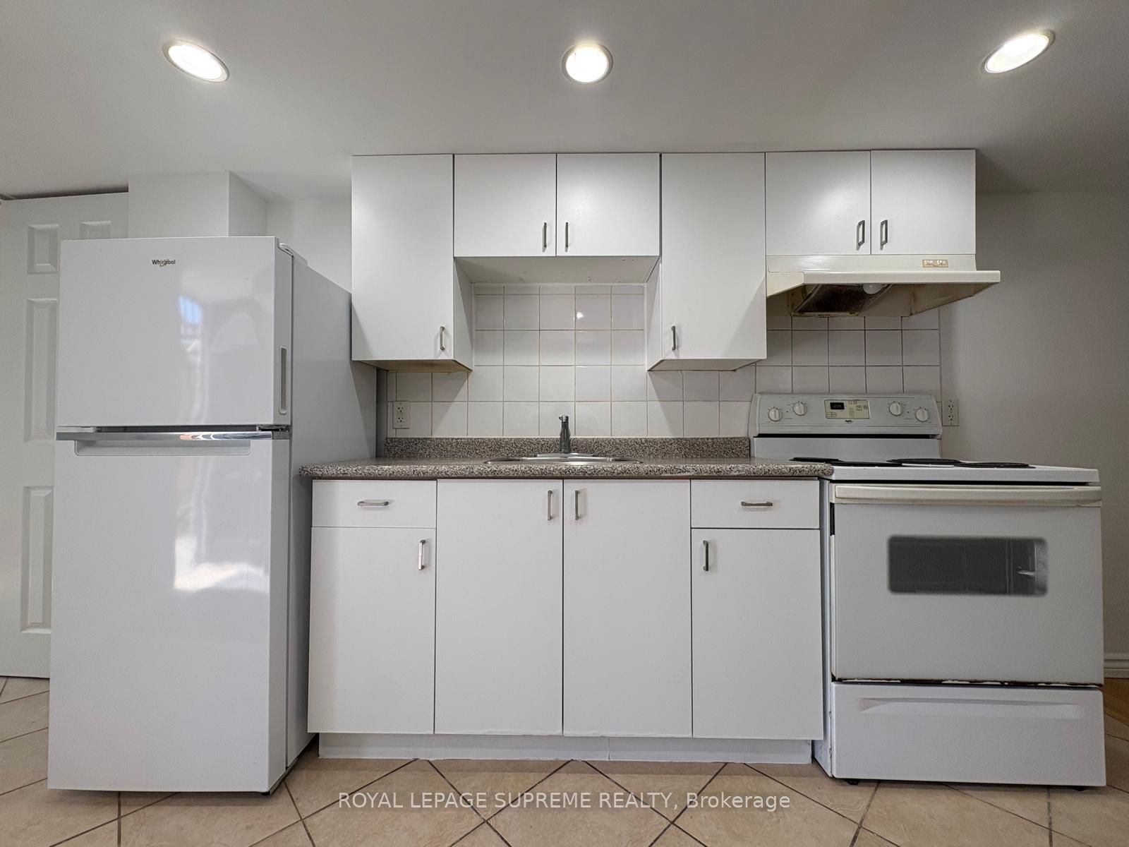 1109 Davenport Road One, Toronto, ON M6G 2C3 photo 5