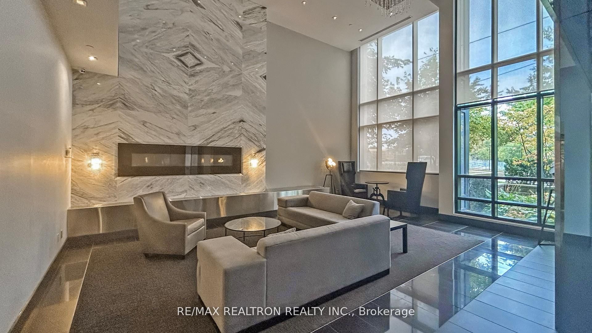 399 Spring Garden Avenue 301, Toronto, ON M2N 3H6 photo 3
