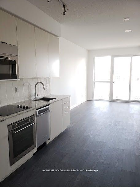 101 Erskine Avenue 1007, Toronto, ON M4P 1Y5 photo 3