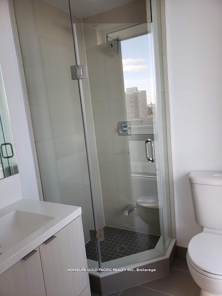 101 Erskine Avenue 1007, Toronto, ON M4P 1Y5 photo 4