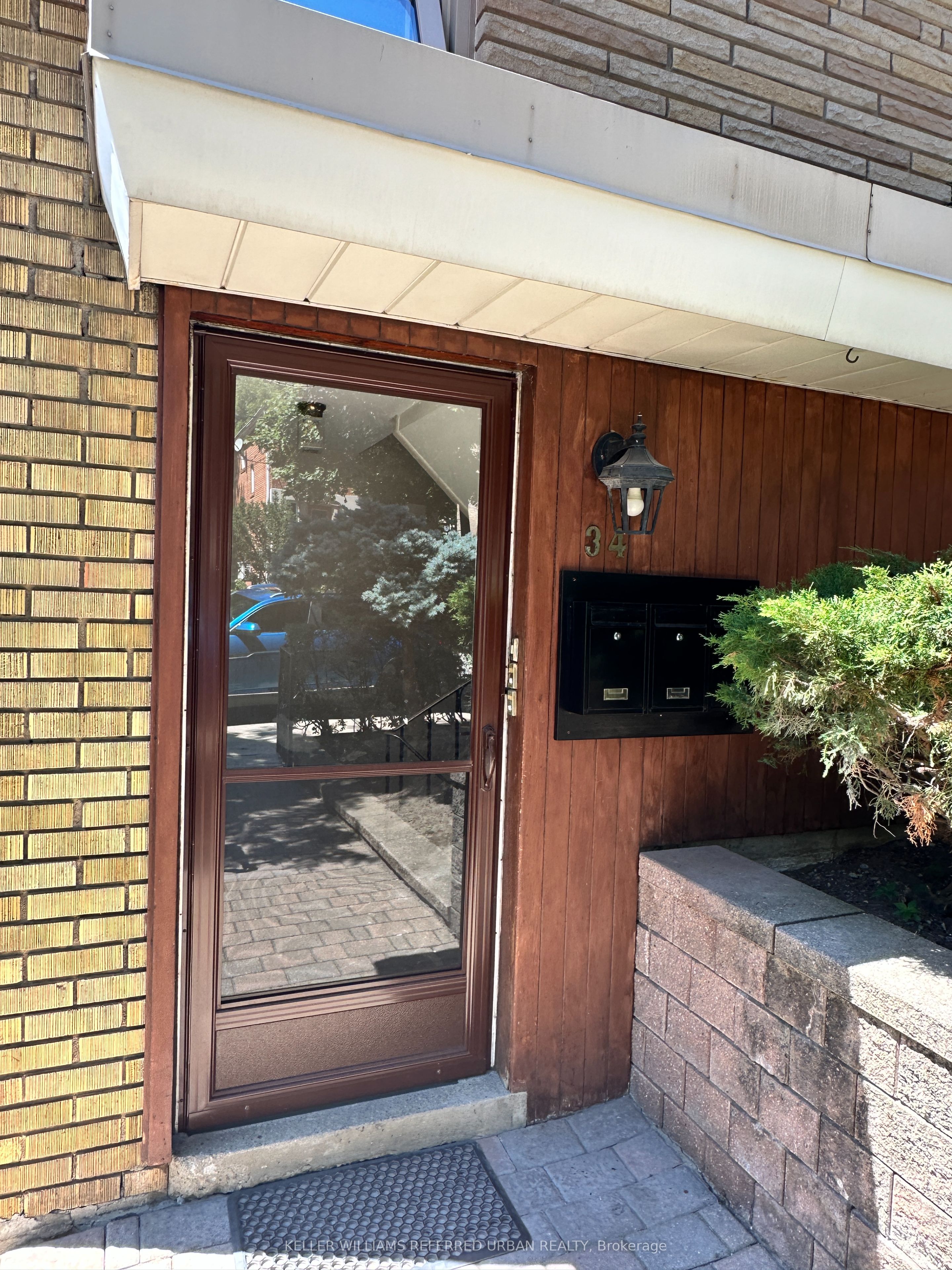 34 Rosewell Avenue 1, Toronto, ON M4R 2A1 photo 2
