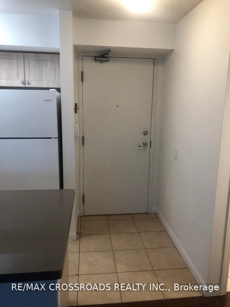 153 Beecroft Road 906, Toronto, ON M2N 7C5 photo 4