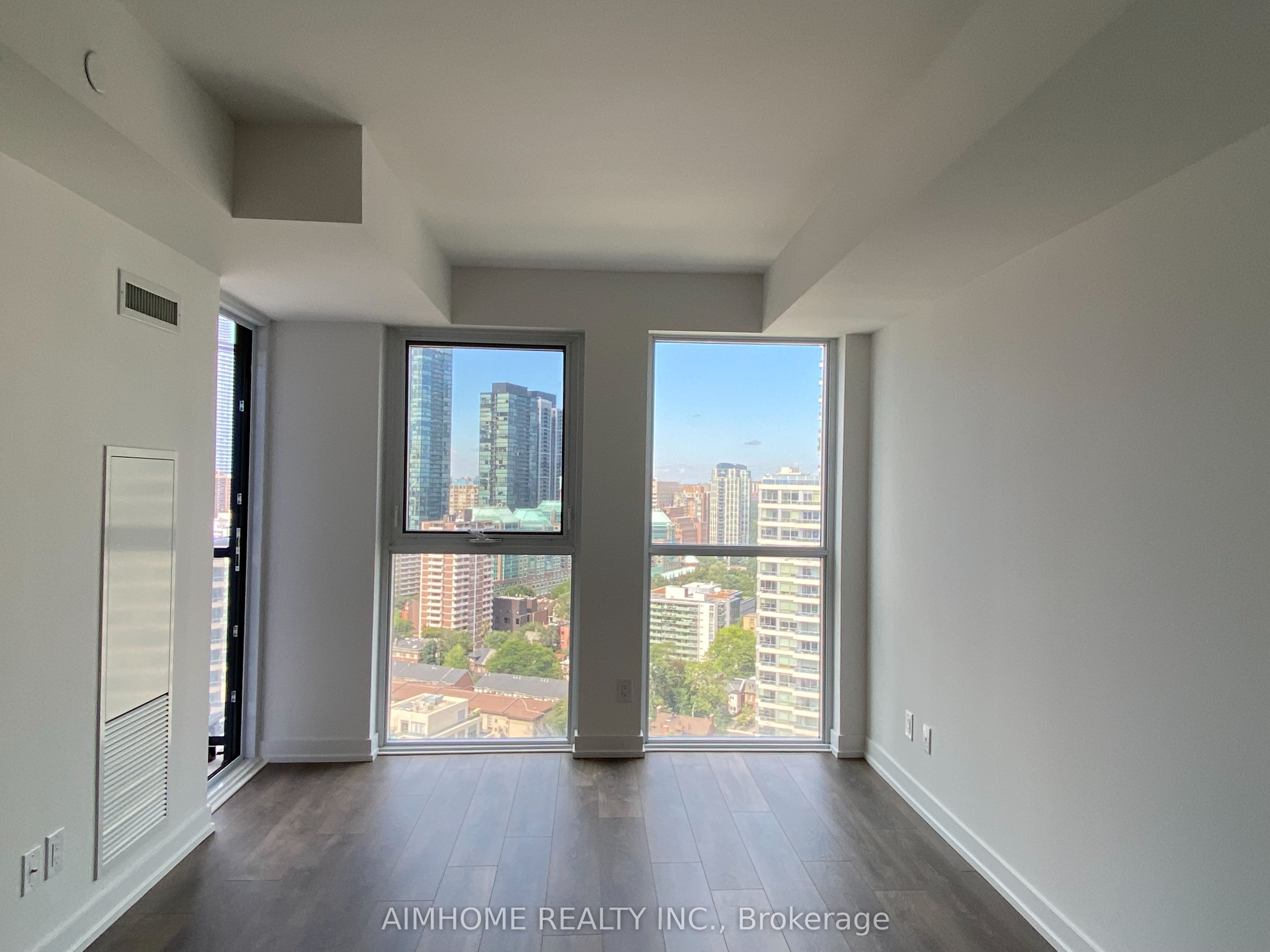 159 Wellesley Street E 2301, Toronto, ON M4Y 0H5 photo 5