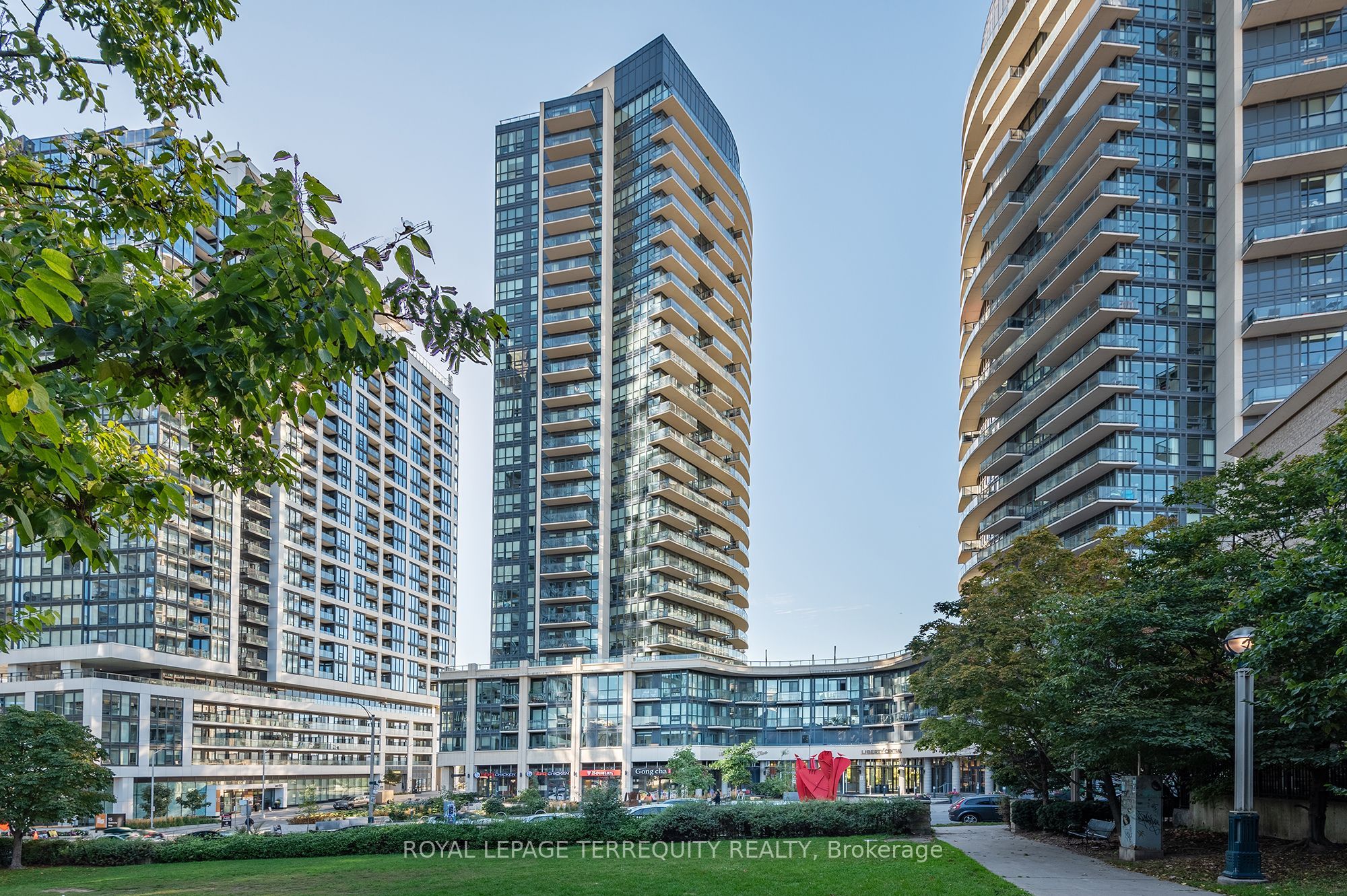 49 East Liberty Street 1802, Toronto, ON M6K 0B2