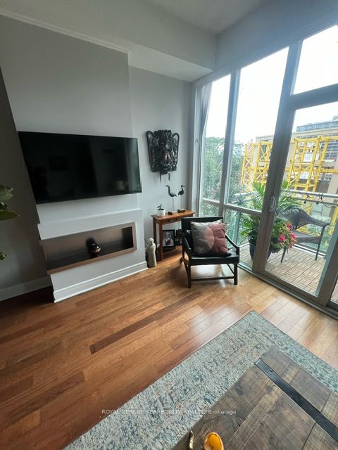 116 George Street 405, Toronto, ON M5A 3S2 photo 2
