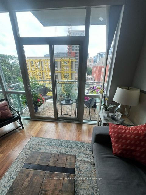116 George Street 405, Toronto, ON M5A 3S2 photo 4