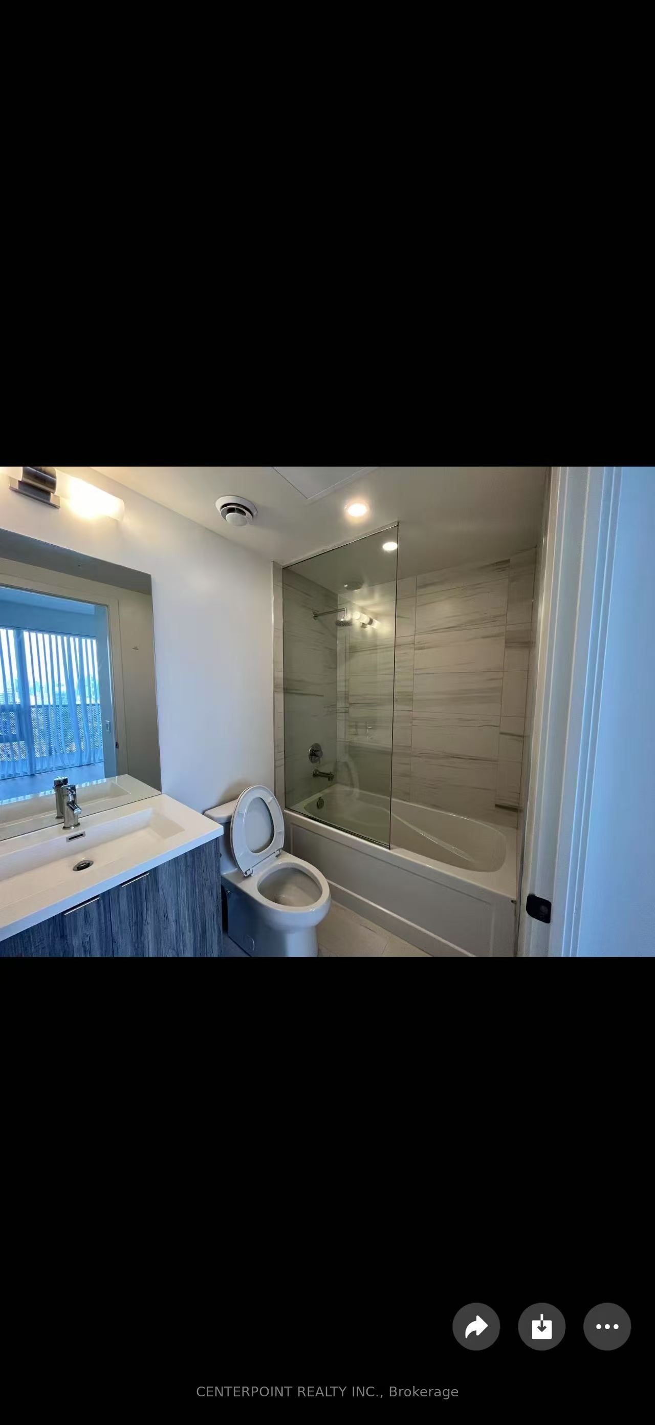 138 Downes Street 5602, Toronto, ON M5E 0E4 photo 4