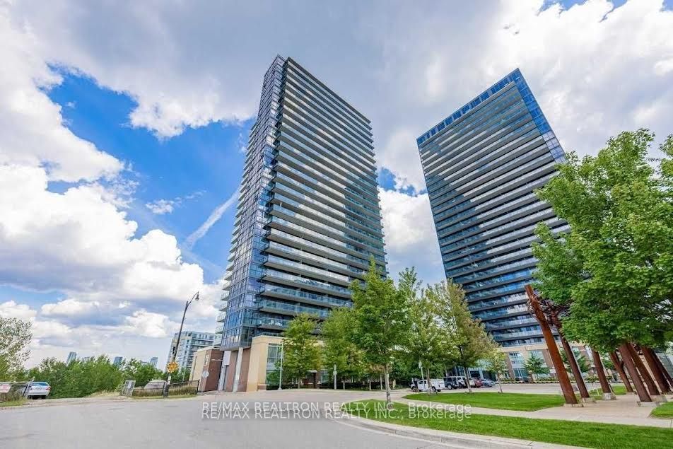 33 Singer Court 1102, Toronto, ON M2K 0B4
