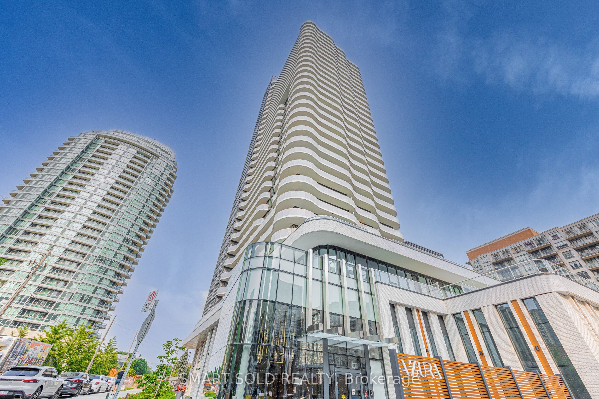 15 Holmes Avenue 103, Toronto, ON M2N 0L4
