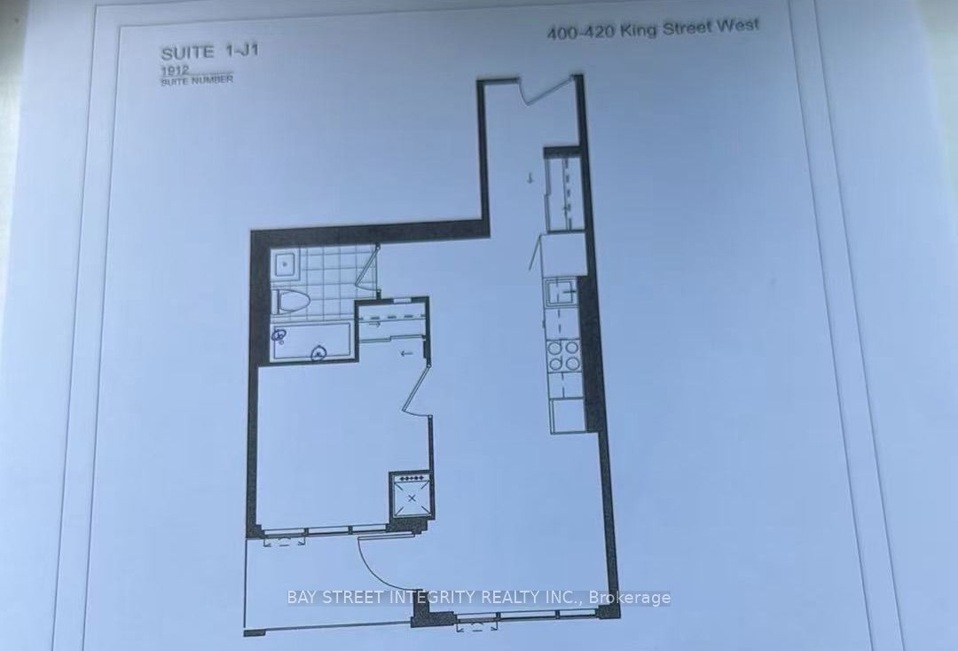 400 King Street W 1912, Toronto, ON M5V 0X8