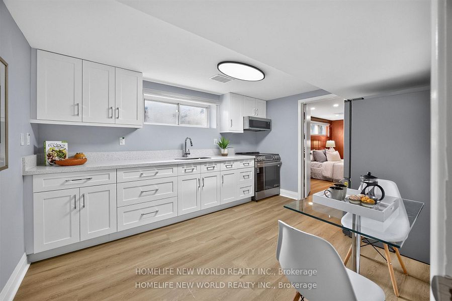 201 Goddard Street Lower, Toronto, ON M3H 5E7 photo 5