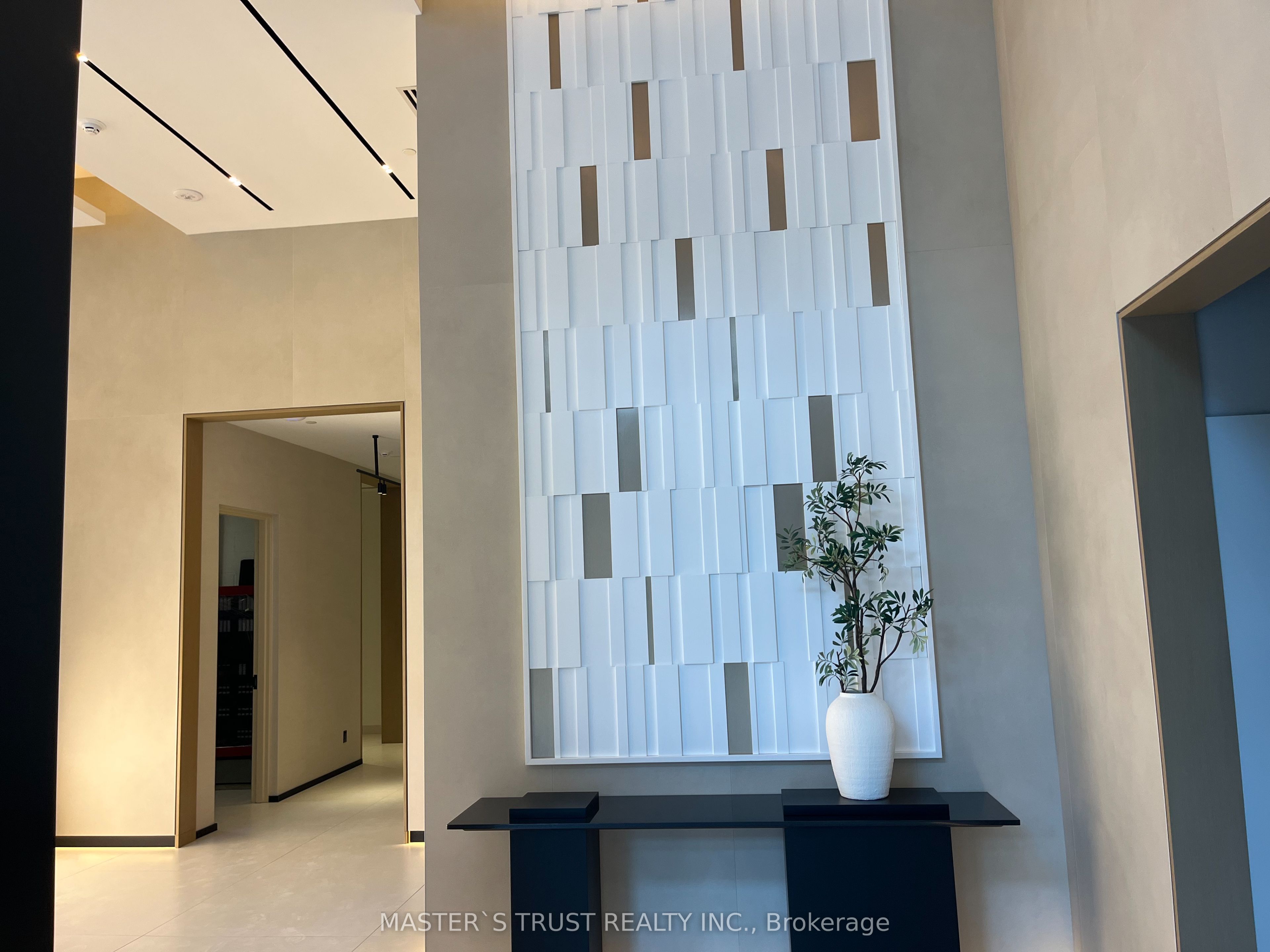 400 King Street W 1528, Toronto, ON M5V 1K2 photo 4