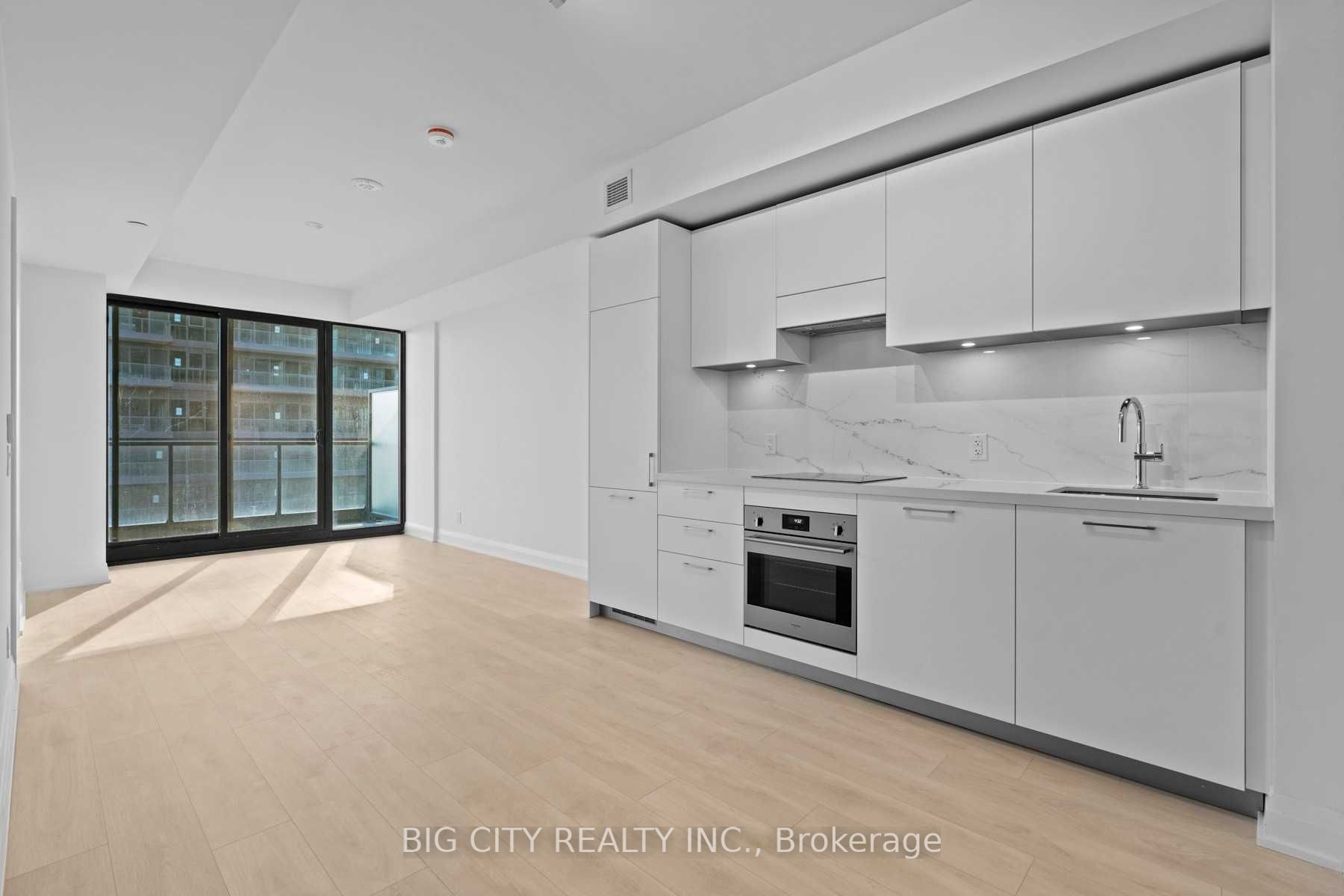 33 Frederick Todd Way 1008, Toronto, ON M4G 0C9 photo 4