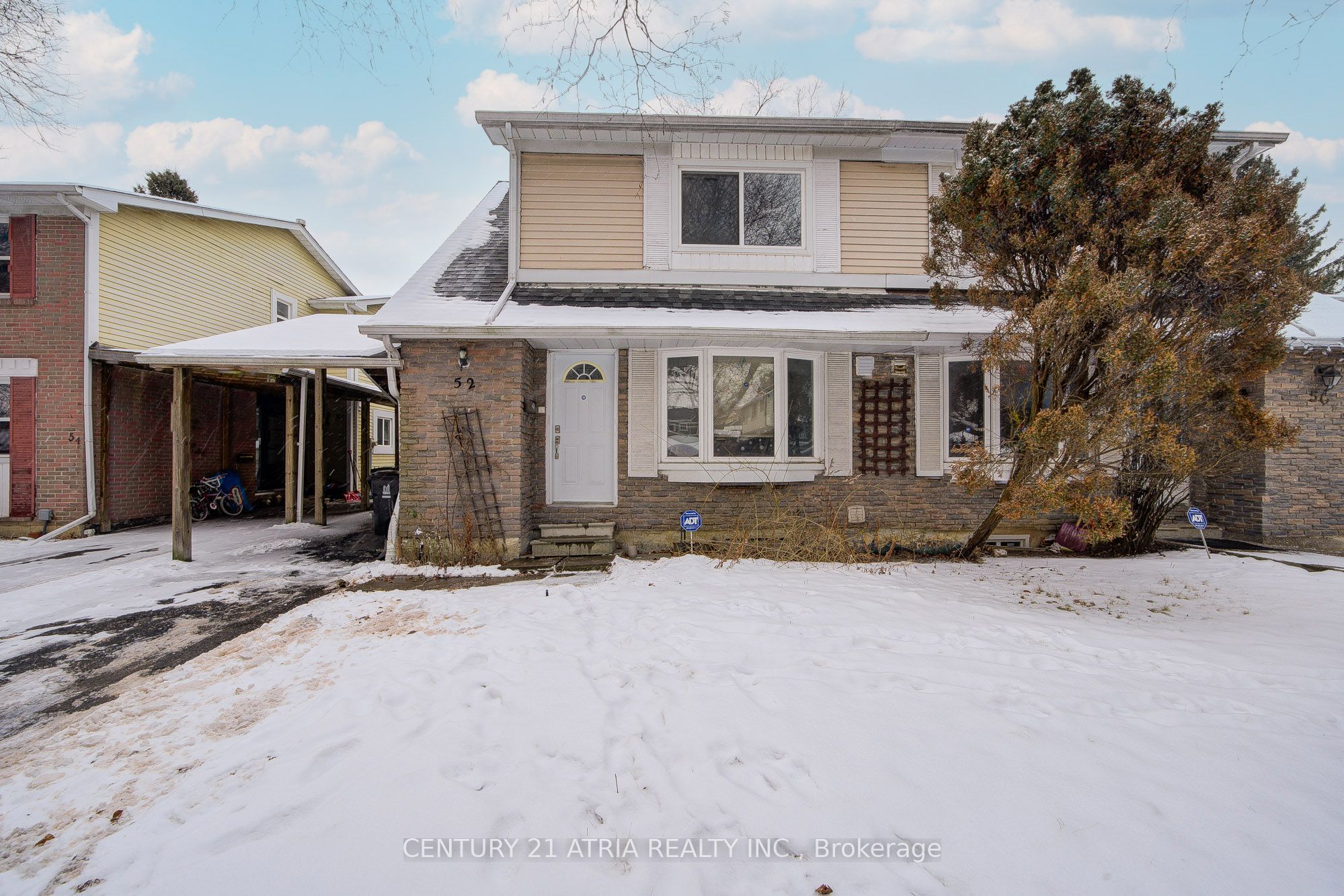 52 Applegate Crescent, Toronto, ON M2H 2R4