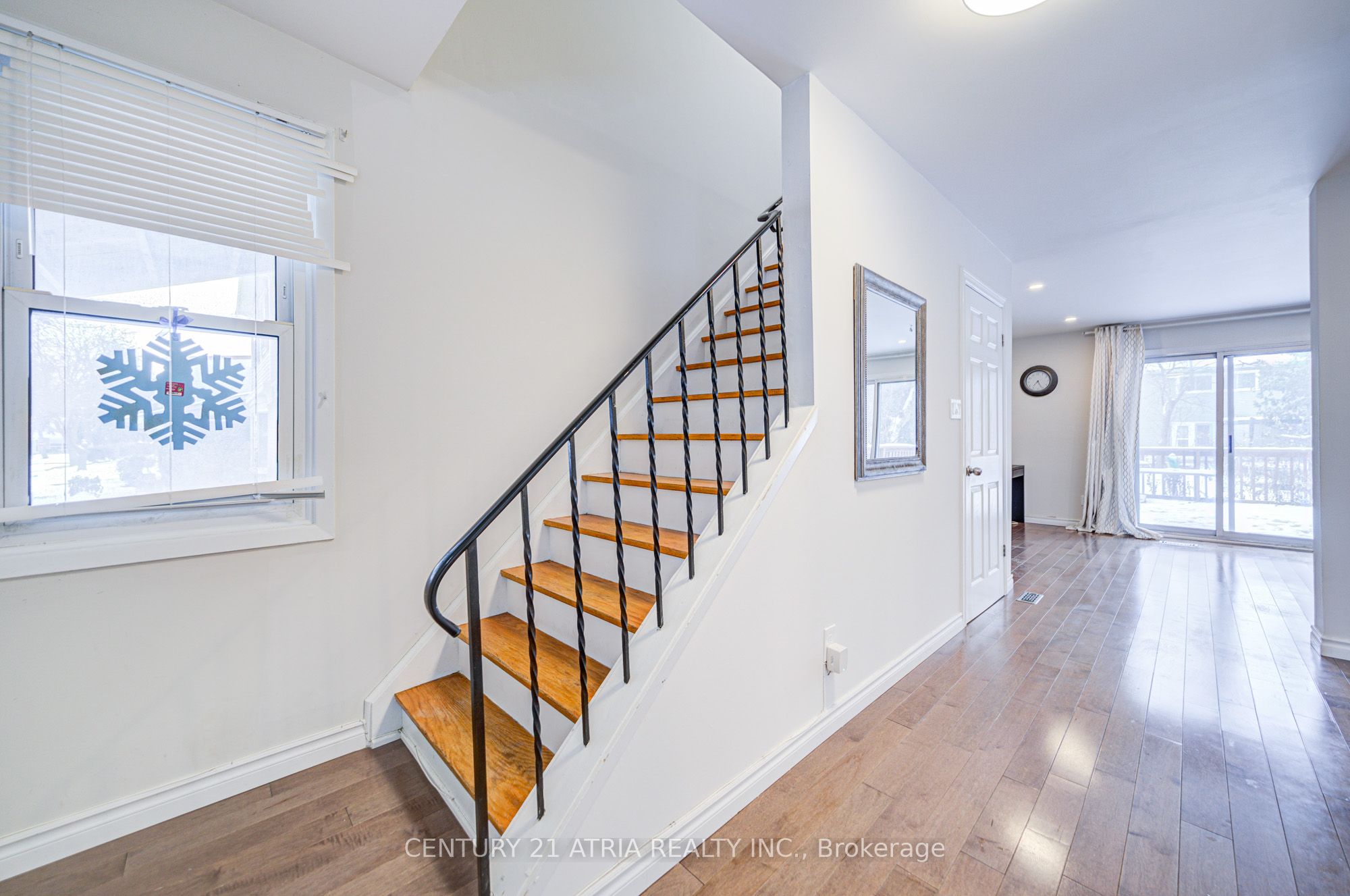 52 Applegate Crescent, Toronto, ON M2H 2R4 photo 3