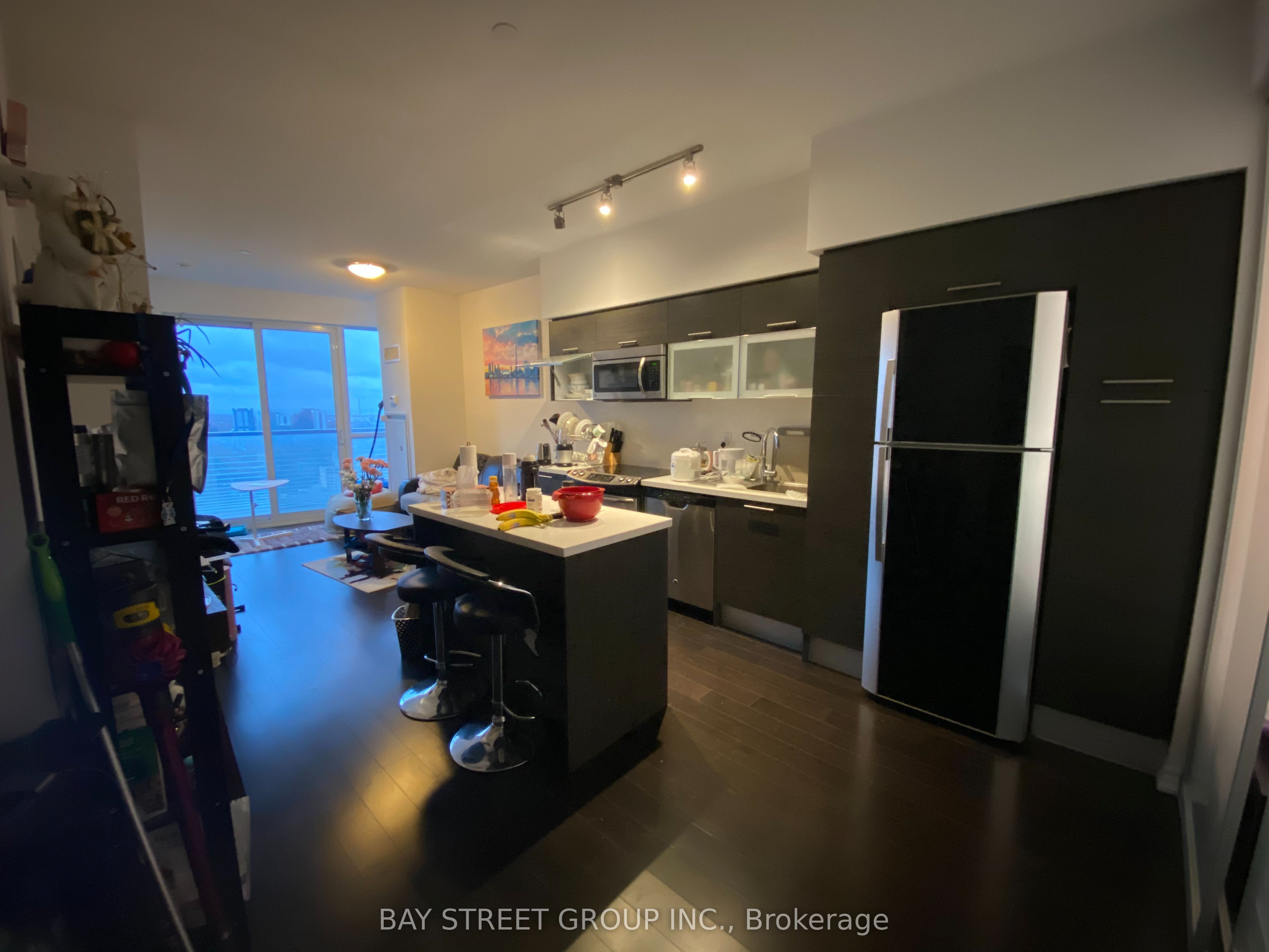 386 Yonge Street 3104, Toronto, ON M5B 0A5 photo 3