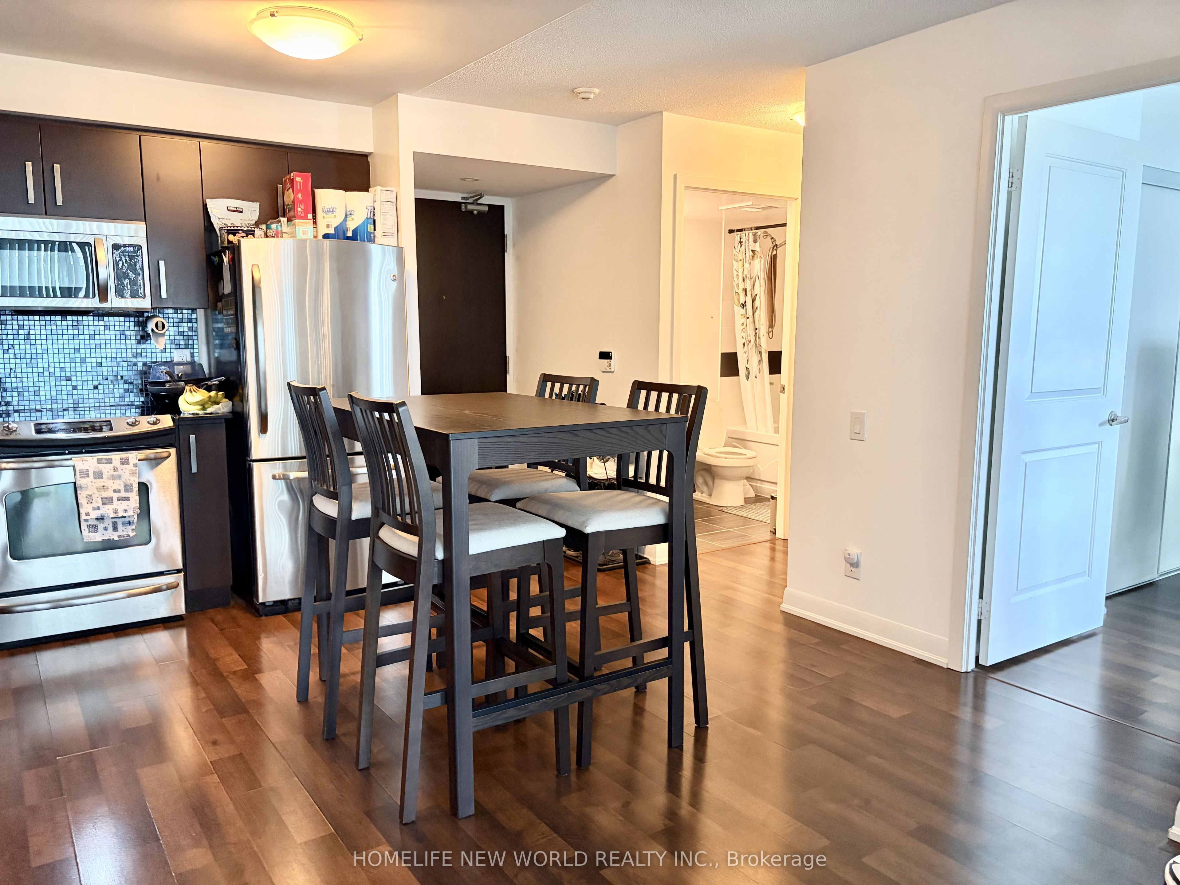 17 Anndale Drive 905, Toronto, ON M2N 2W7 photo 5
