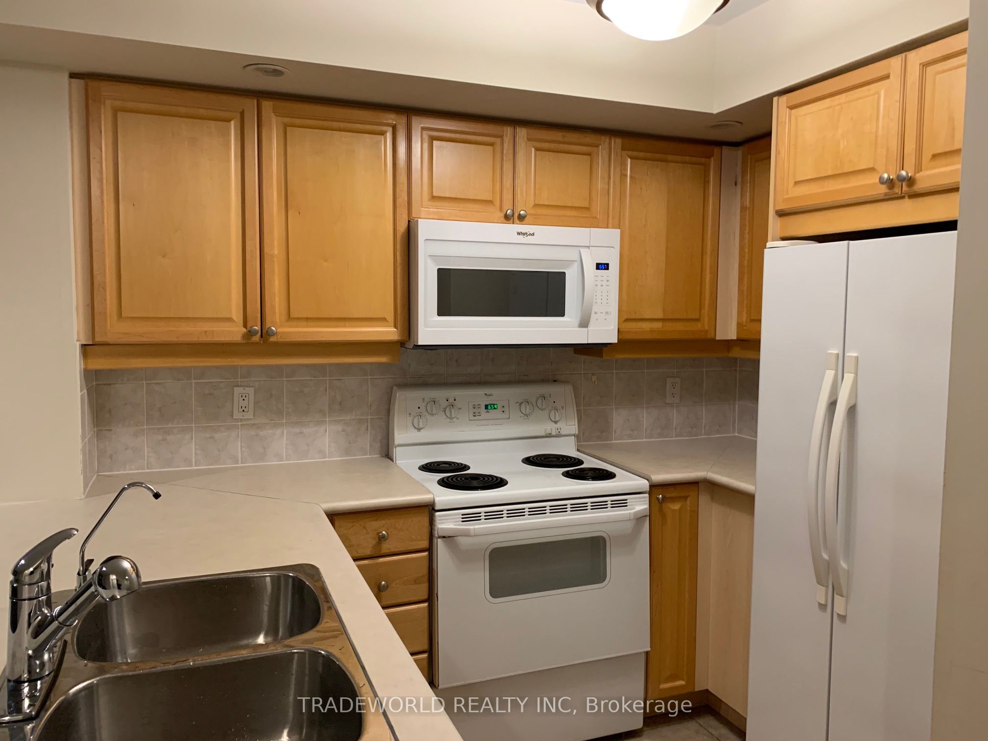 5 Northtown Way 1714, Toronto, ON M2N 7A1 photo 4