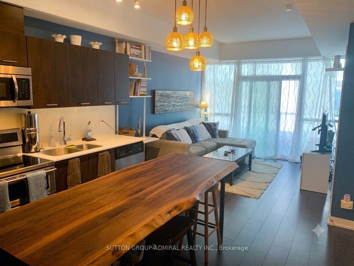 20 Bruyeres Mews 217, Toronto, ON M5V 0G8 photo 5
