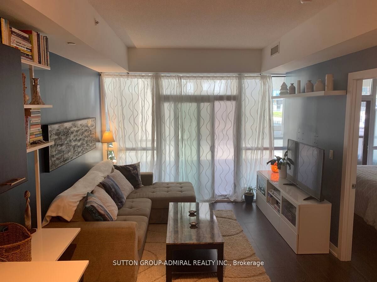 20 Bruyeres Mews 217, Toronto, ON M5V 0G8 photo 5