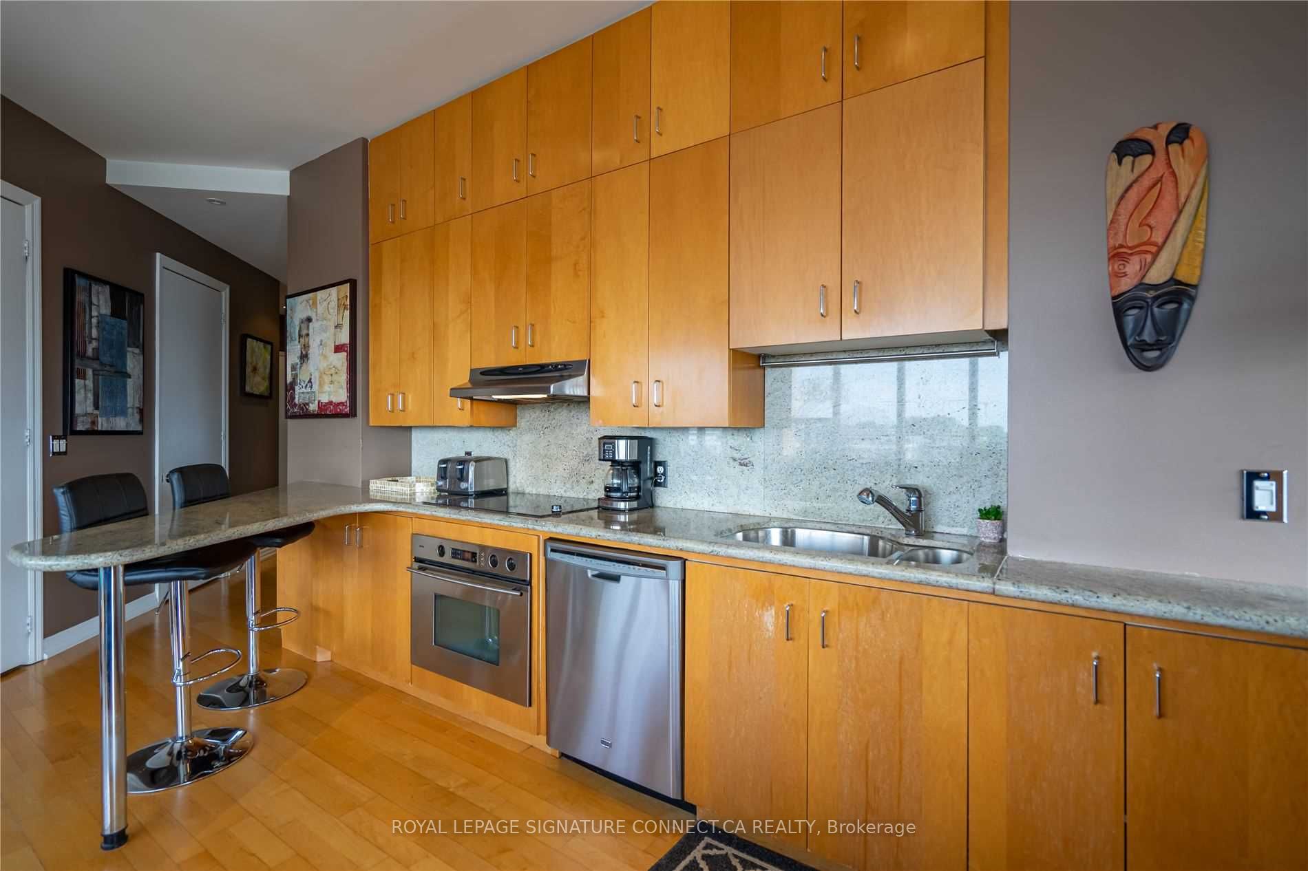 797 Don Mills Road 605, Toronto, ON M3C 1V1 photo 5