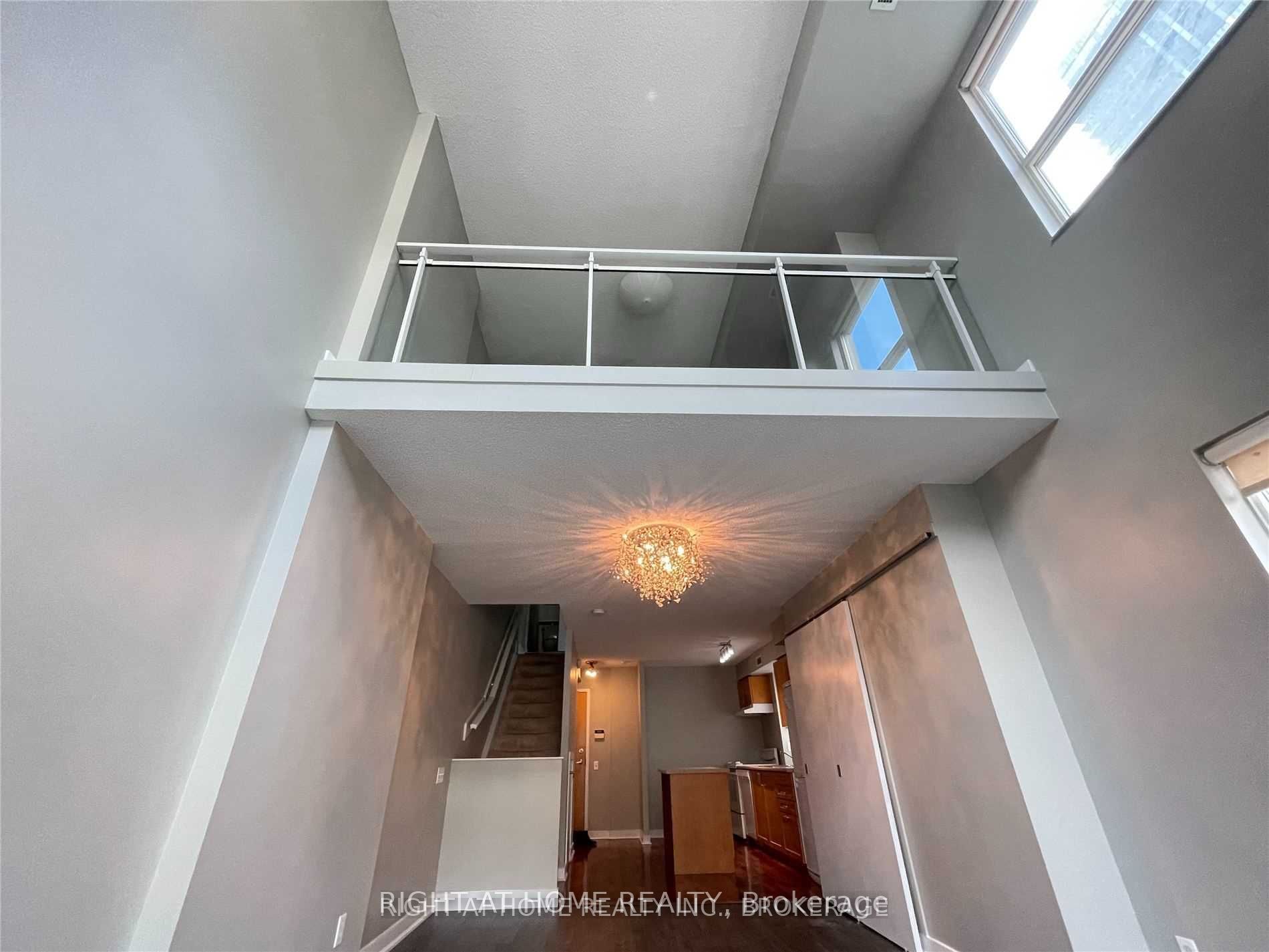 77 Lombard Street 501, Toronto, ON M5C 3E1 photo 2