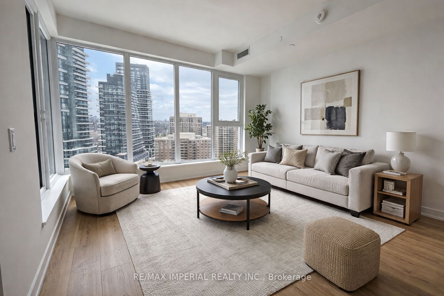 1 Quarrington Lane 1815, Toronto, ON M3C 0S4 photo 5