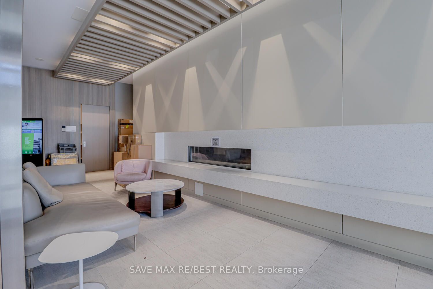 19 Western Battery Road 2810, Toronto, ON M6K 0E3 photo 4