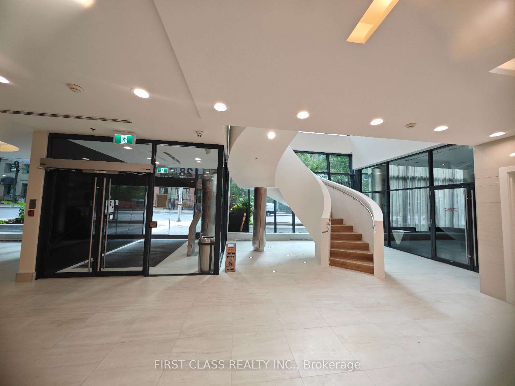 28 Ted Rogers Way 2502, Toronto, ON M4Y 2J4 photo 4