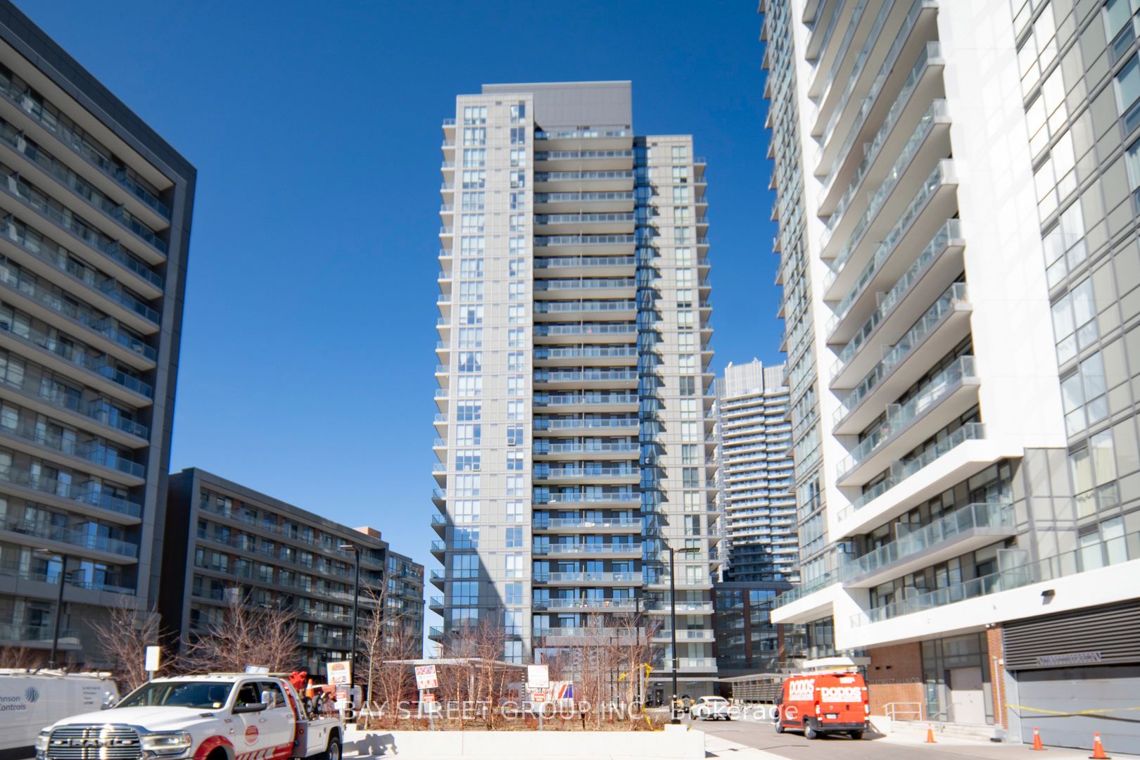 38 Forest Manor Road 1709, Toronto, ON M2J 0A9