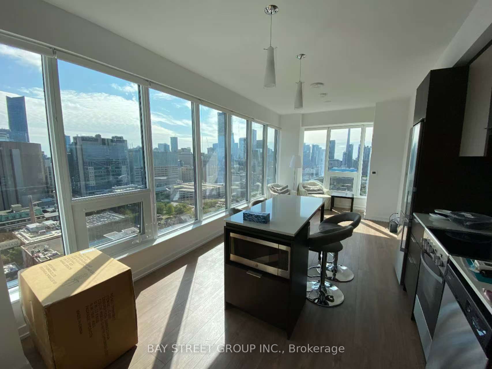 203 College Street 2108, Toronto, ON M5T 0C8 photo 4